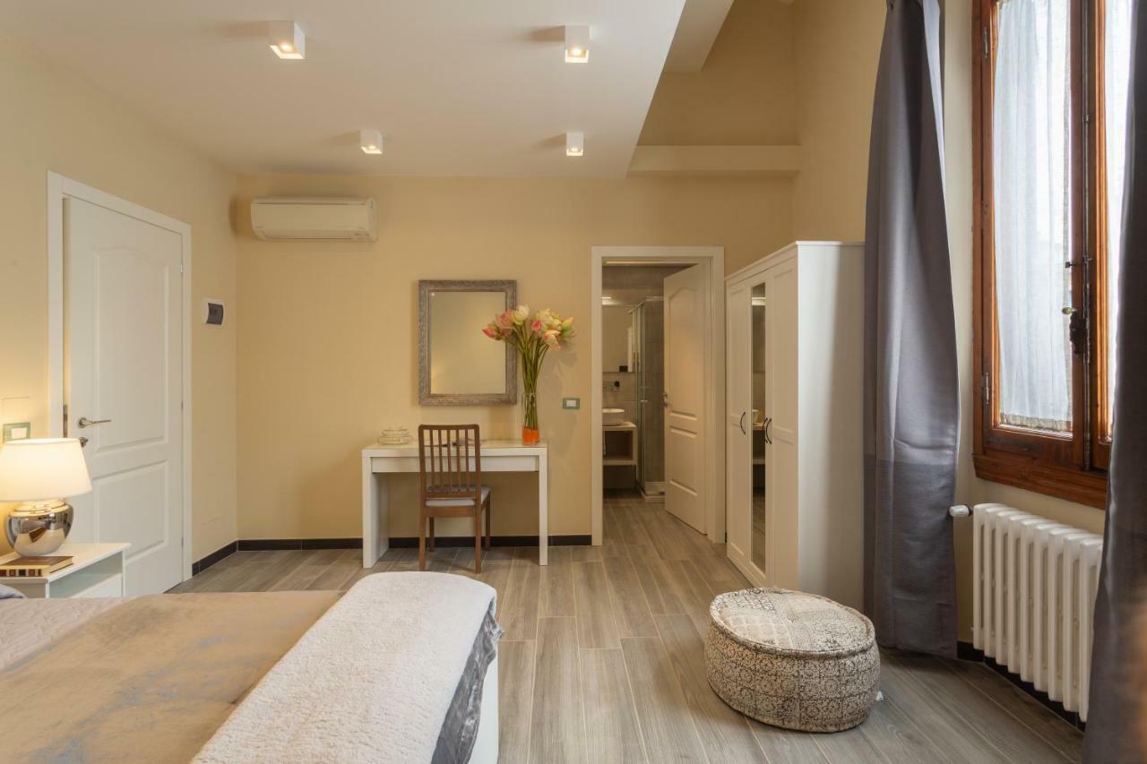 Le Stanze Di Carla! Bagno Privato, Cucina In Comune ฟลอเรนซ์ ภายนอก รูปภาพ